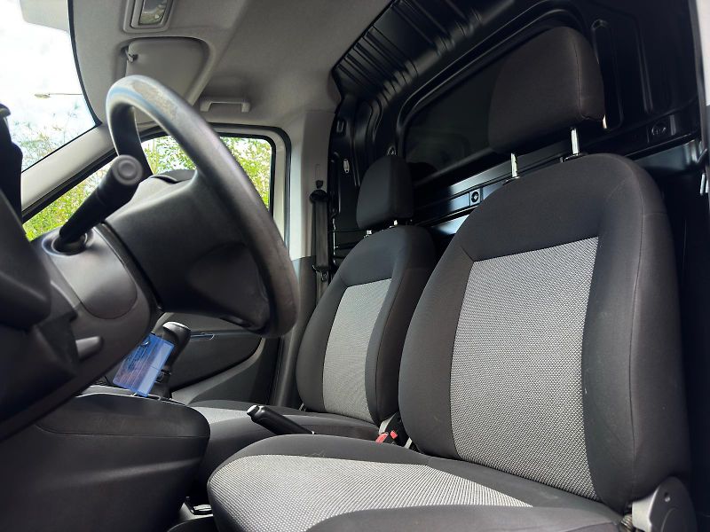 Fiat Dobló cargo 1.3 ČR 1.MAJ, DPH NEHAVAROVÁNO - fotka 15 z 25