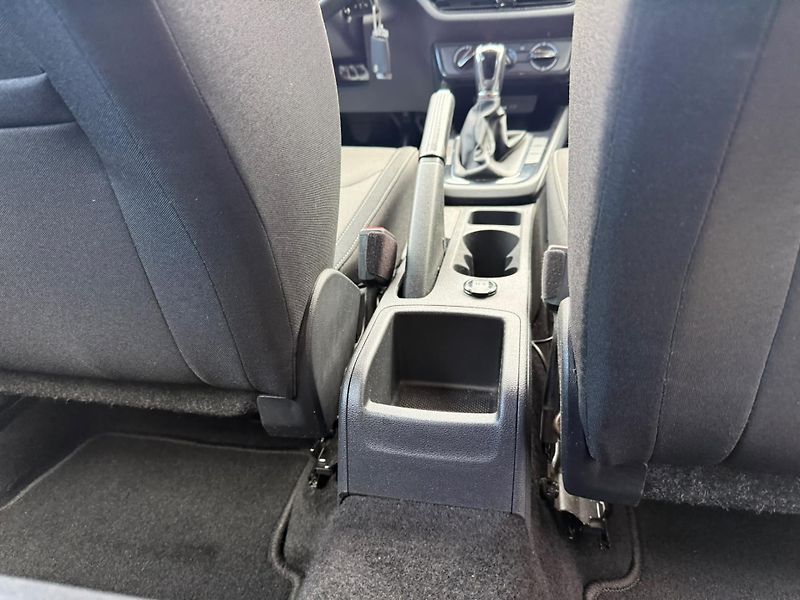 Škoda Fabia Ambition 1.0 TSI 81kw DSG - fotka 23 z 25