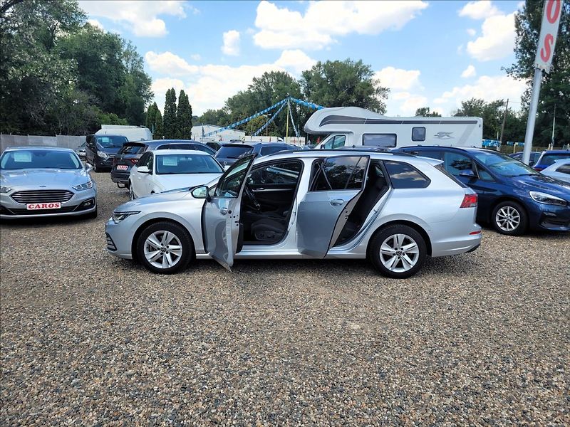 Volkswagen Golf 2,0 TDI,Life,navi,výhřev,klima - fotka 17 z 50