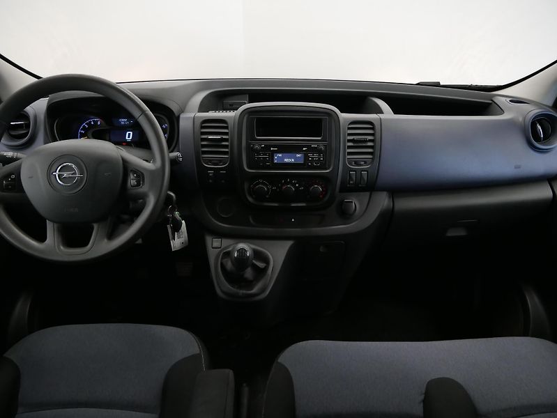 Opel Vivaro - fotka 5 z 24