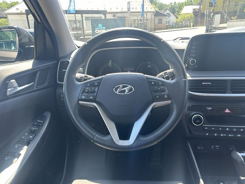 Hyundai Tucson 1.6  130kW - fotka 12 z 30