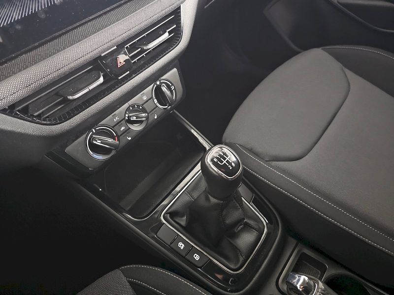 Škoda Fabia (2025) 1.0TSI 70kW SELECTION - fotka 16 z 25