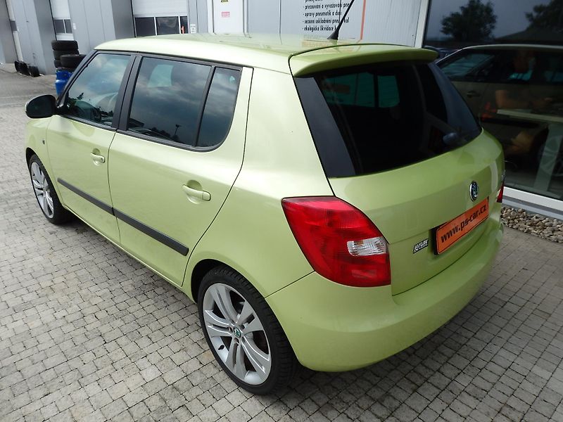 Škoda Fabia 1.2 TSI 63 ZÁLOHOVÁNO - fotka 5 z 25