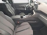 Peugeot 3008 (2023) Allure Pack 1.2 PureTech - náhled 9