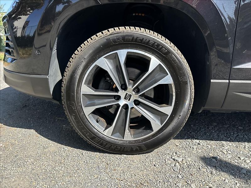 Seat Ateca 1,5 TSi DSG DPH  LED,ALU - fotka 45 z 49