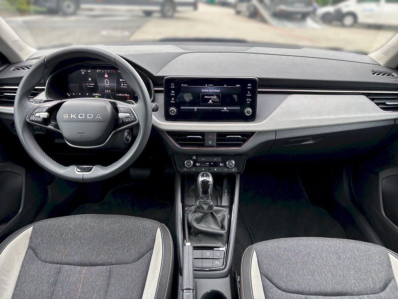 Škoda Kamiq (2025) Top Selection 1.0 TSI DSG - fotka 8 z 32