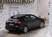 Kromě sedanu s označením sportsedan tu byl i hatchback nazvaný Sportback