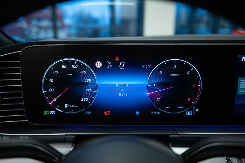 Mercedes-Benz GLE (2024) 450d 270KW AMG PREMIUM 1MAJ ČR - fotka 19 z 44