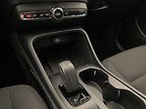 Volvo XC40 T3 KINETIC AUT CZ 1.maj - náhled 27