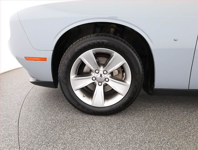 Dodge Challenger (2022) SXT 3.6 V6 - fotka 20 z 20