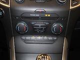 Ford S-MAX 1,5 EB 121kW 1.maj.ČR 7-míst - náhled 18