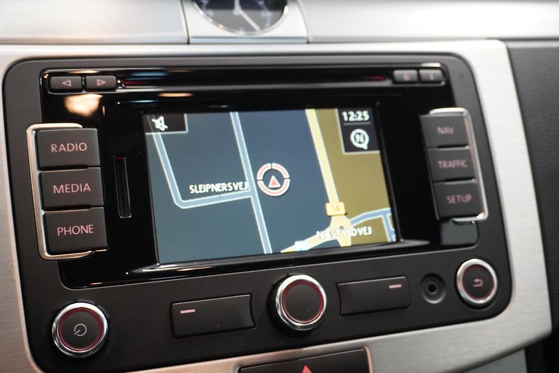 Volkswagen Passat (2012) 3.6 FSi 4x4 DSG ALCANTARA - fotka 17 z 29