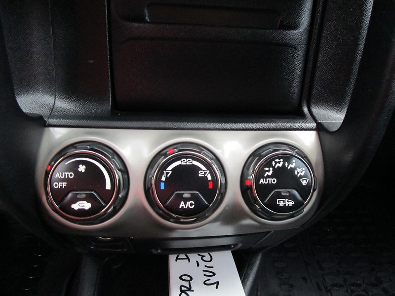 Honda CR-V 2,2D-103KW-4x4-BEZ DPF - fotka 13 z 17