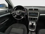 Škoda Octavia (2010) Ambiente 1.6 TDI, Serv.kniha - náhled 7
