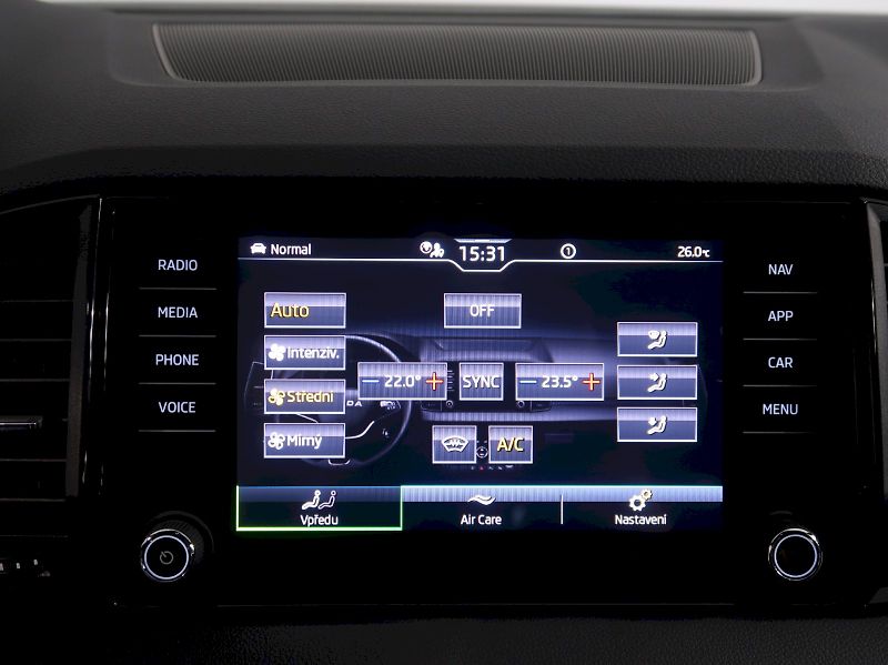 Škoda Karoq (2026) SPORTLINE 2.0TDI 110KW 4x4 DSG - fotka 27 z 43
