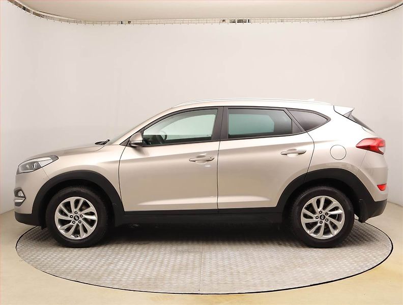 Hyundai Tucson (2016) 1.7 CRDi, Serv.kniha, Navi - fotka 3 z 18