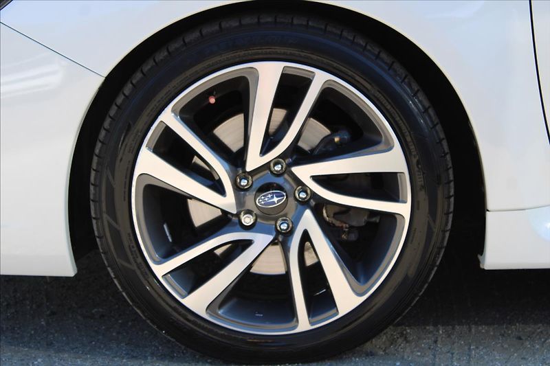 Subaru Levorg 1,6 GT-S  1.MAJ,A/T,4x4,28TKM - fotka 32 z 34