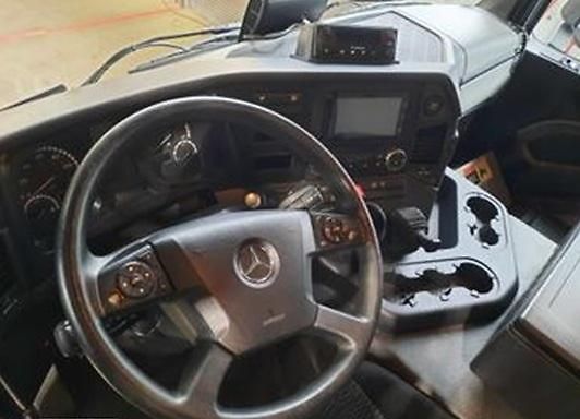 Mercedes-Benz (2019) Antos 1833 chlaďák EURO 6 - fotka 11 z 11