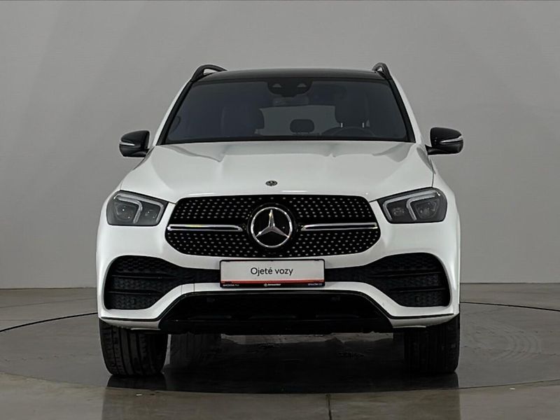 Mercedes-Benz GLE 400d 4MATIC - fotka 4 z 31