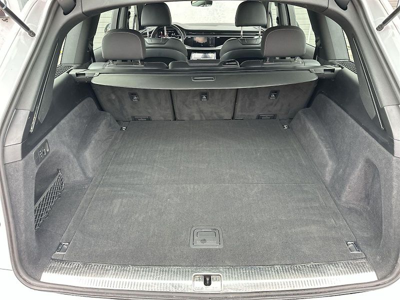 Audi Q7 (2022) 3.0 TDI Quattro S-line - fotka 32 z 37