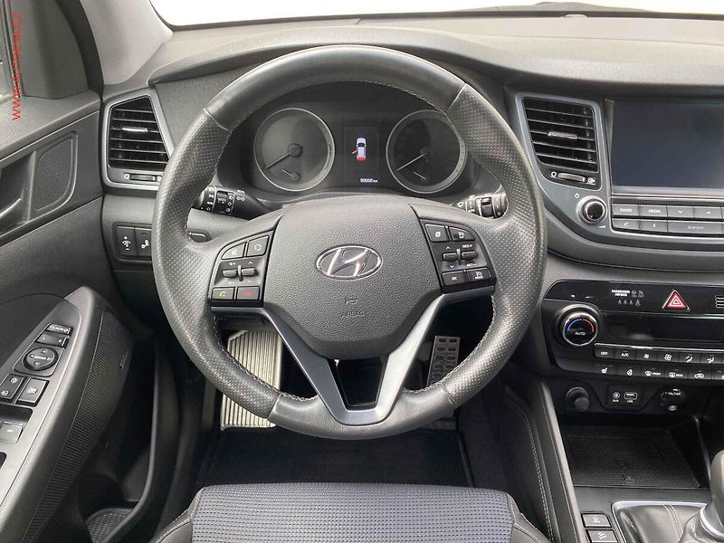 Hyundai Tucson (2018) 2.0 CRDI 4x4, ČR, AC, výhřev - fotka 11 z 19