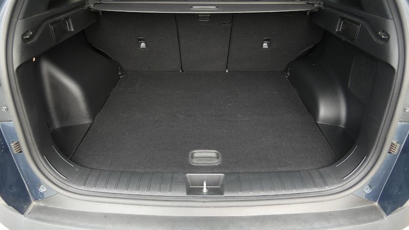 Hyundai Tucson 1.6 T-GDI HEV Style 4x4 Auto - fotka 21 z 23