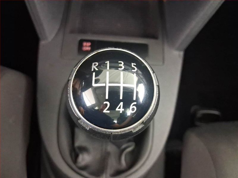 Volkswagen Touran (2008) Comfortline 1.9 TDI - fotka 13 z 16