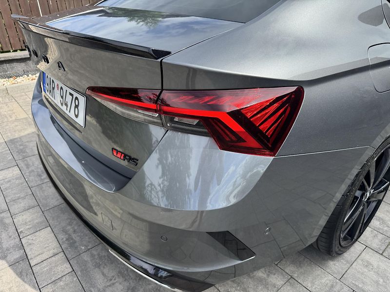 Škoda Octavia (2023) RS 2.0 TSI 180kW DSG | MATRIX - fotka 8 z 44