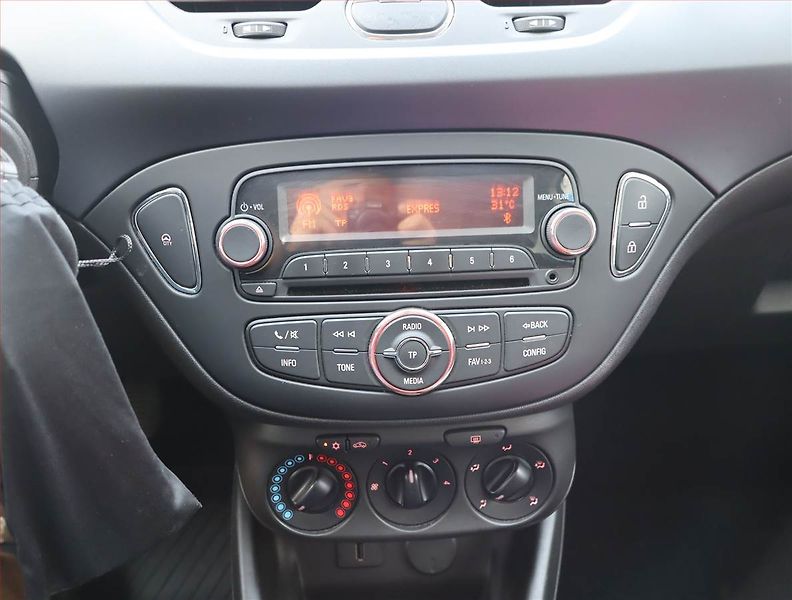 Opel Corsa (2017) 1.4, Serv.kniha, Tempomat - fotka 12 z 19