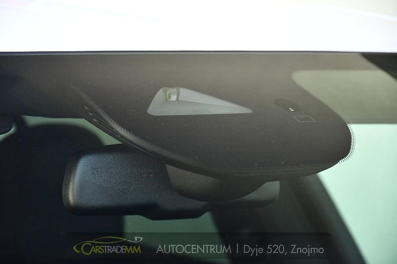 Alfa Romeo Stelvio 2.2D 16V 154kW Veloce AT8-Q4 - fotka 47 z 51