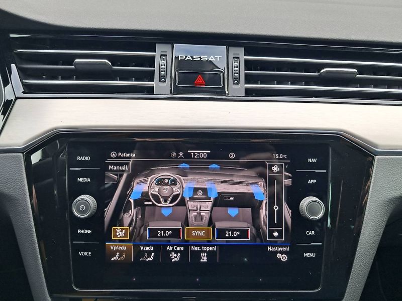Volkswagen Passat Variant (2022) ELEGANCE 1.5 TSI / 110 kW EVO - fotka 10 z 31
