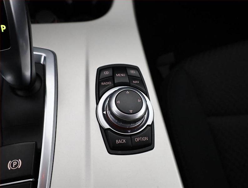 BMW X3 (2012) xDrive35d, 4X4, Automat - fotka 16 z 20
