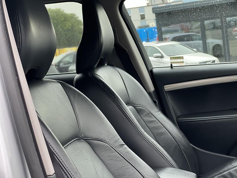 Volvo V70 2.0D D4 AUTOMAT KŮŽE KLIMA - fotka 31 z 41