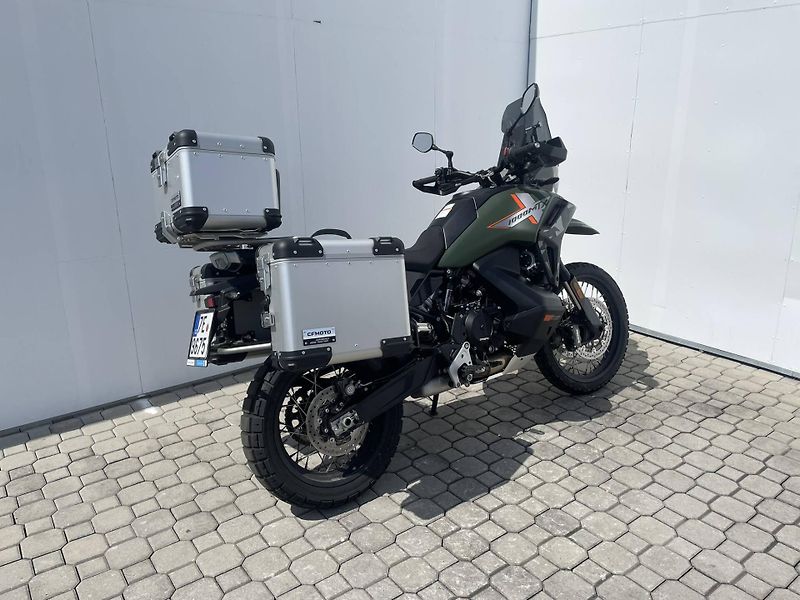 CFMOTO (2026) 1000MT-X Adventure EU5+ - fotka 3 z 13