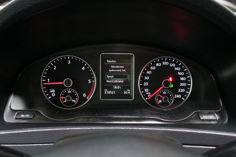 Volkswagen Multivan (2014) T5.1 Long Comfort 4Motion DSG - fotka 17 z 46
