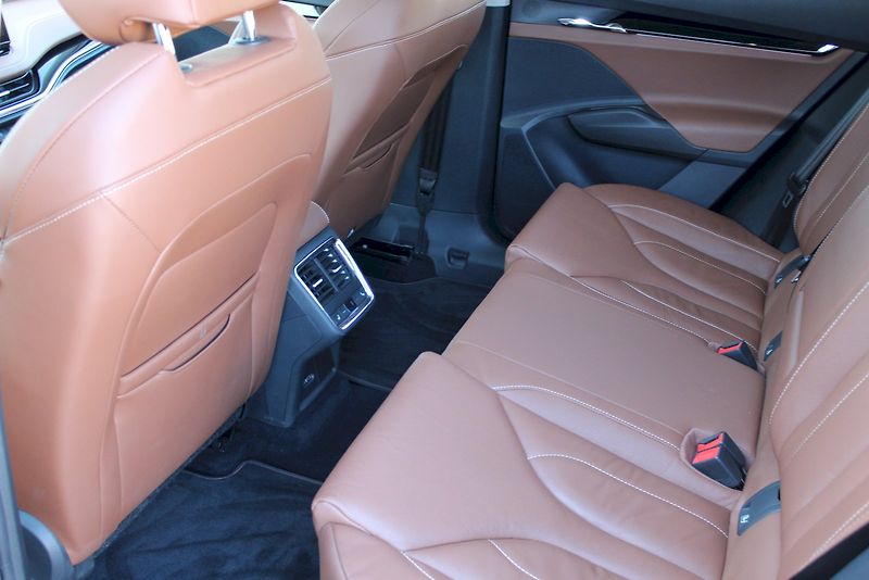Škoda Enyaq (2020) 80 iV 150kW Loft - fotka 27 z 34