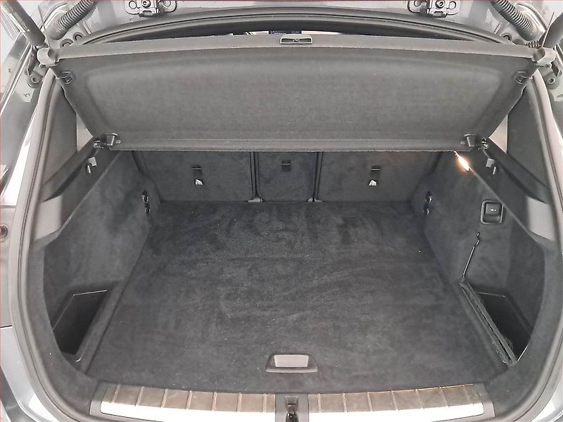 BMW X1 (2019) M Sport xDrive20d - fotka 14 z 16