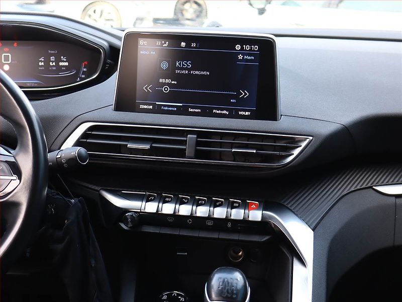 Peugeot 3008 (2020) 1.5 BlueHDi, ČR,1.maj - fotka 10 z 17