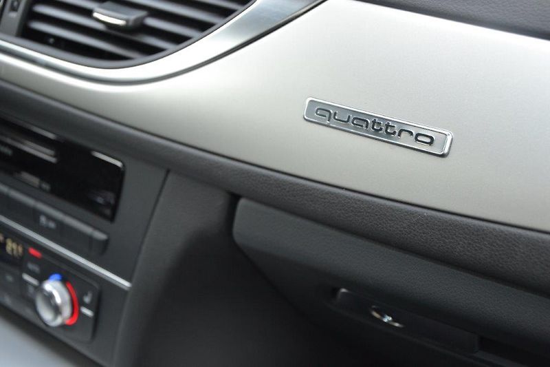 Audi A6  Avant 3.0 TDI 200 kW quattro  - fotka 33 z 49