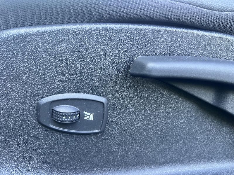 Renault Scénic 1.2TCE 85KW,KůŽE,NAVI,2xKOLA - fotka 34 z 44