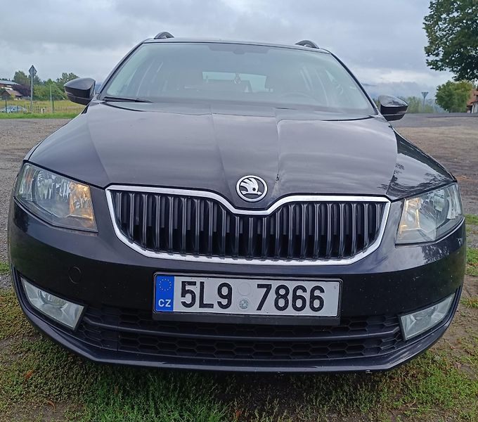 Škoda Octavia (2015) 2,0 tdi 110kw - fotka 3 z 9