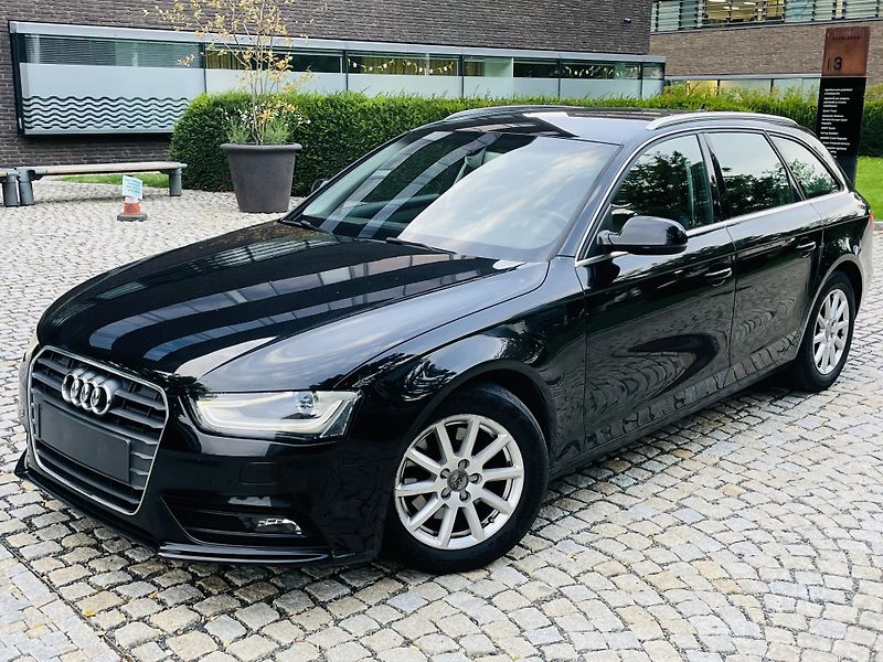 Audi A4 2.0TDI MAN 1MAJITEL VÝHŘEV LED - fotka 3 z 42