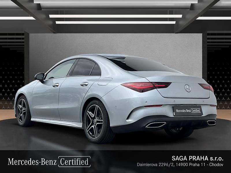 Mercedes-Benz CLA Třída 200 d kupé AMG Night - fotka 7 z 21