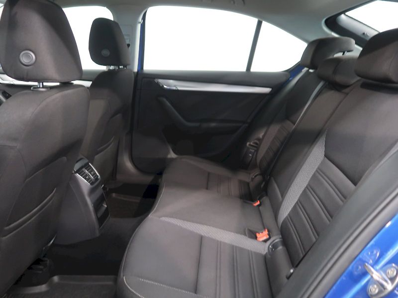Škoda Octavia (2019) AMBITION 1.5TSI 110KW TAŽNÉ - fotka 15 z 33