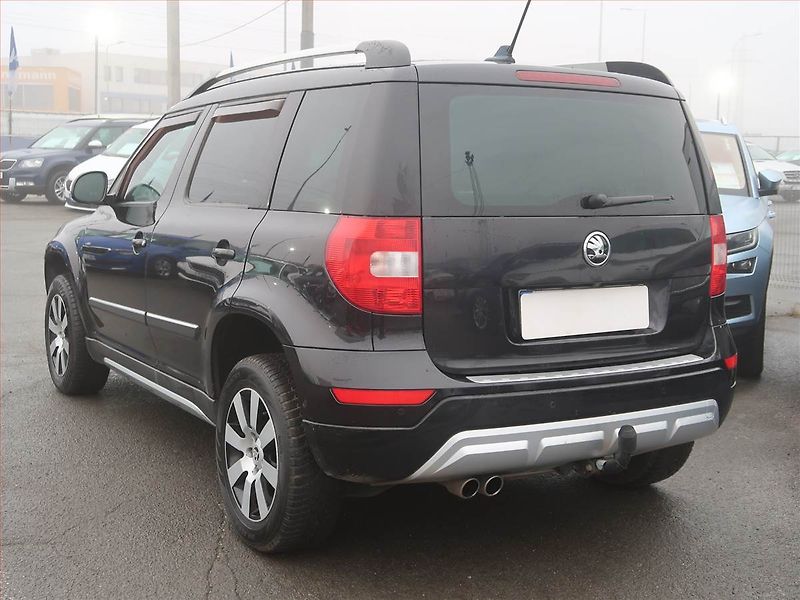 Škoda Yeti (2011) 2.0 TDI, Navi, Xenony - fotka 4 z 19