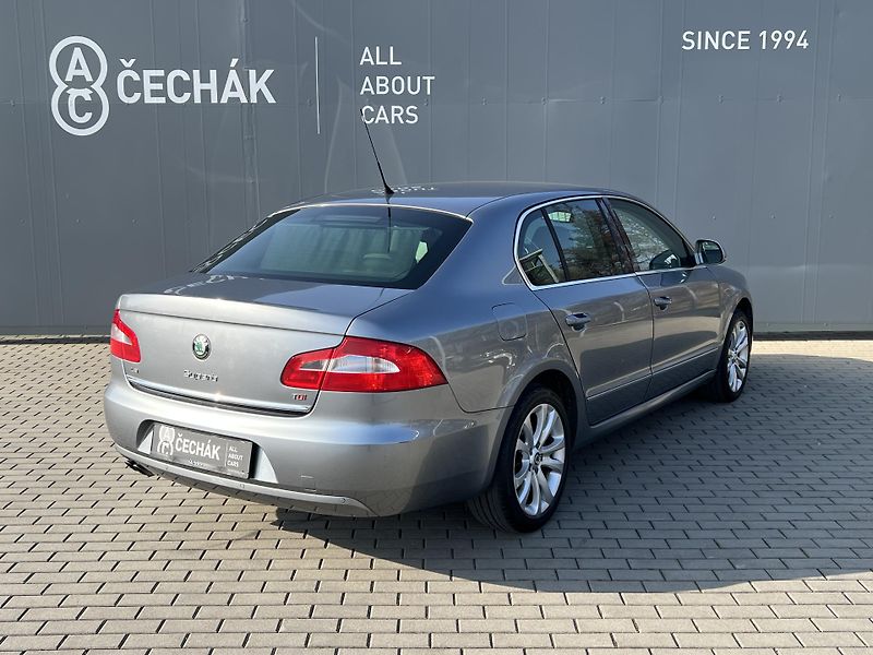 Škoda Superb (2009) 2.0TDI*125Kw*Soudn System - fotka 5 z 32