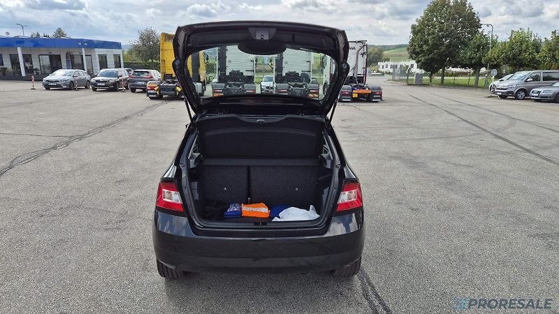 Škoda Fabia 1,2 TSI 66 kW STYLE - fotka 14 z 19