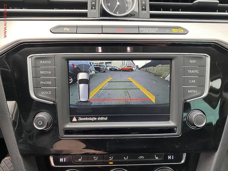 Volkswagen Passat (2016) 2.0 TDi, Highline, LED - fotka 18 z 18
