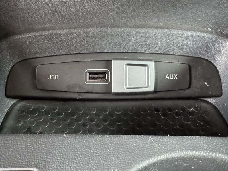 Seat Leon 1,4 TSI 92kW Reference původČR - fotka 40 z 50