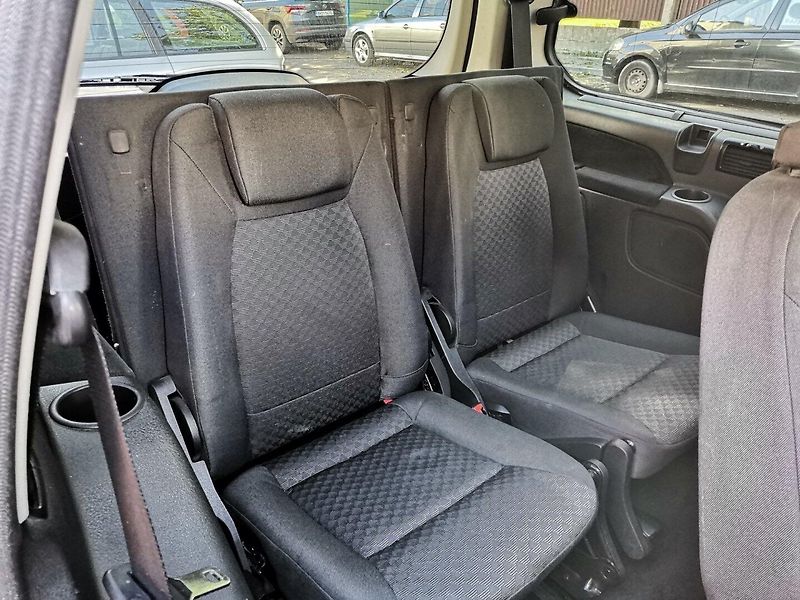 Ford Galaxy (2009) 2.0TDCi 103kw GHIA Panor. ČR - fotka 25 z 30